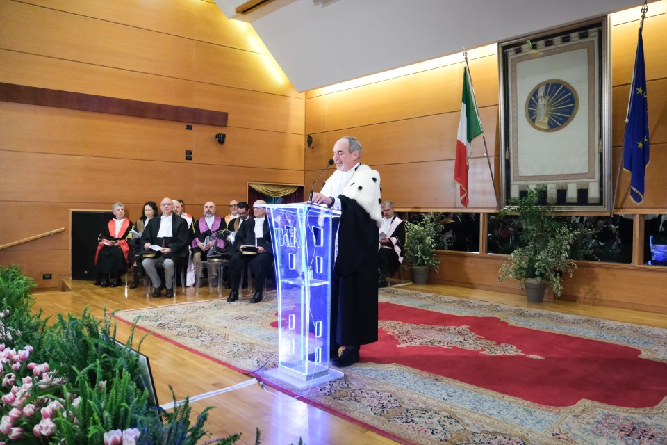 Magnifico Rettore