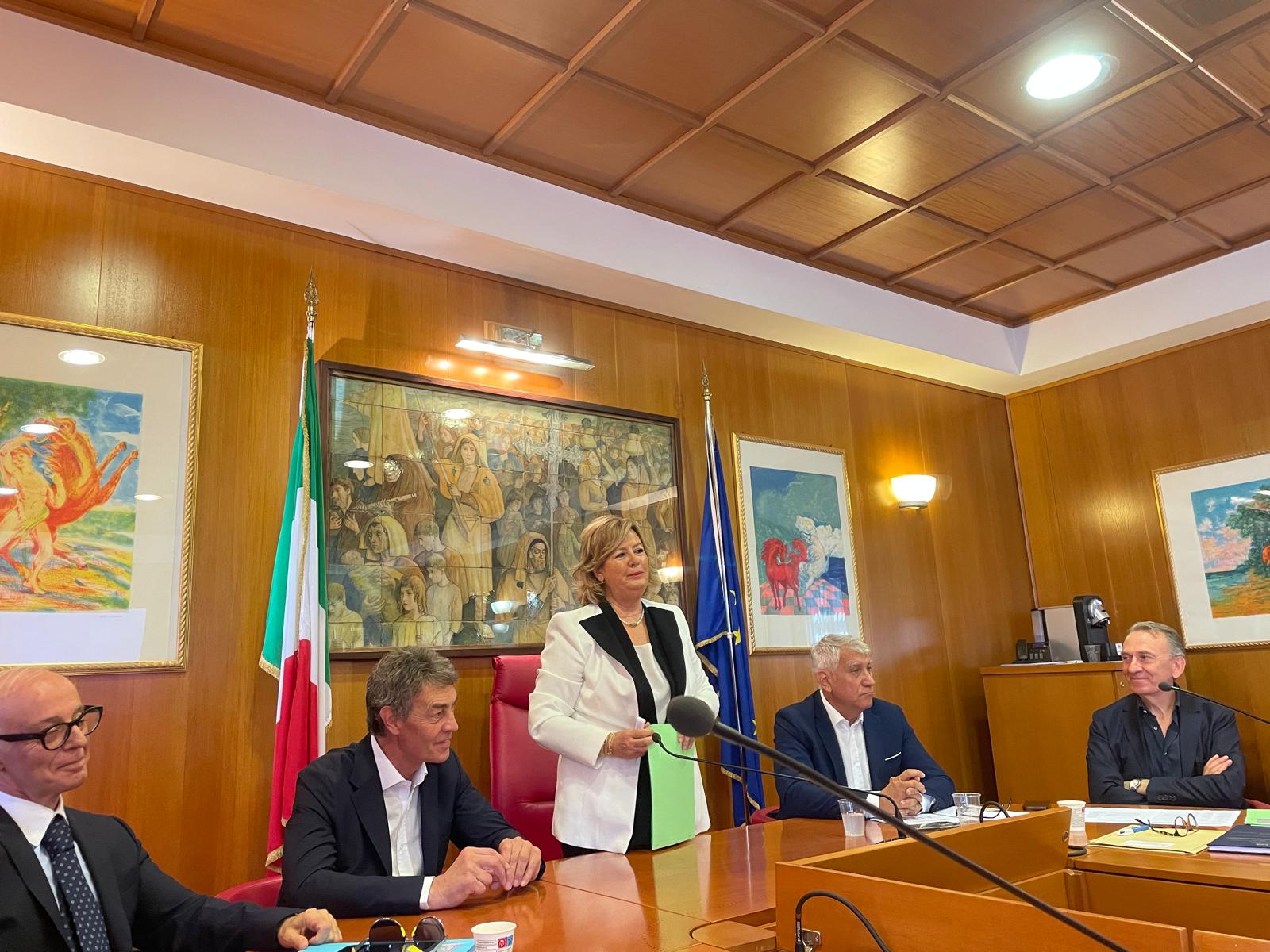 foto_commissione_con_assessore