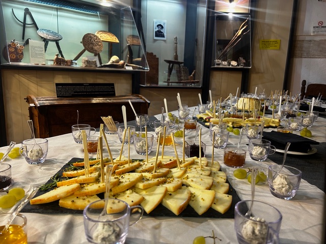 Social dinner iland