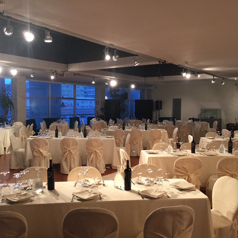 Social dinner iland