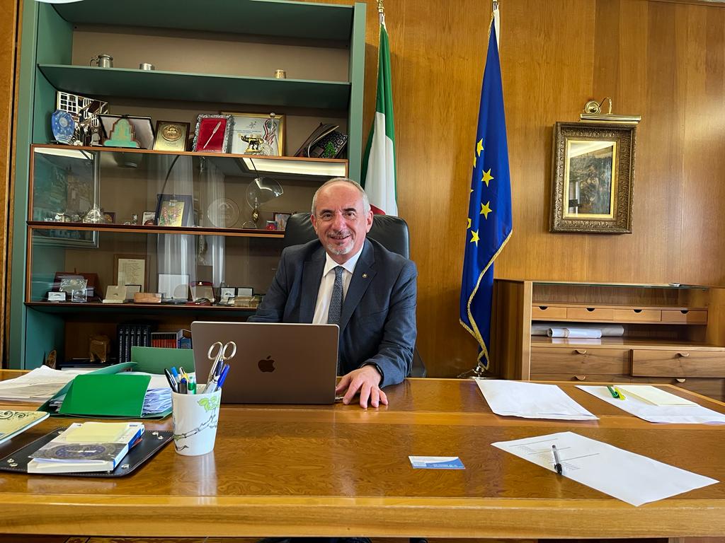 Rettore Prof. Stuppia