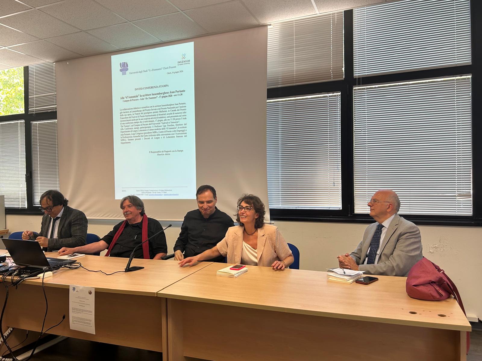 Foto Conferenza stampa 17 giugno 2026 - da dx Prorettore Catrenacci, prof.ssa Del Gatto, Luigi Colagreco, Jean Portante e Prof. Perolino