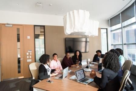 Sala riunione con docenti
