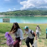 Studenti al lago