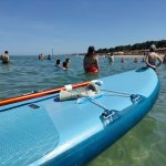 mare con bagnanti